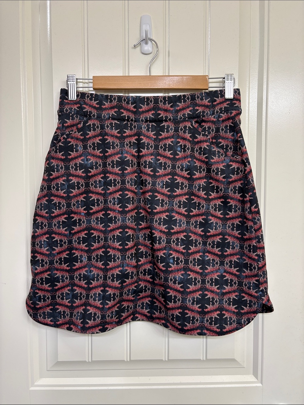 Peter Millar Golf Performance Tiger Navy and Red Orange Printed Skort